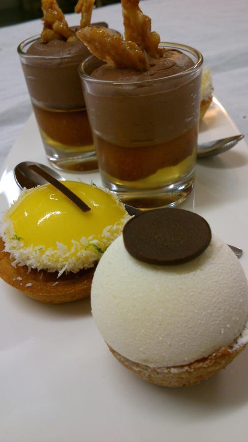 Maison D'Hotes Le Pre Gourmand - Adults Only Eyragues Buitenkant foto