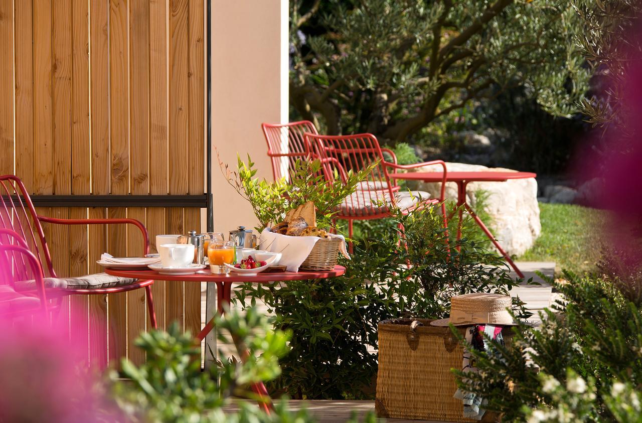 Maison D'Hotes Le Pre Gourmand - Adults Only Eyragues Buitenkant foto