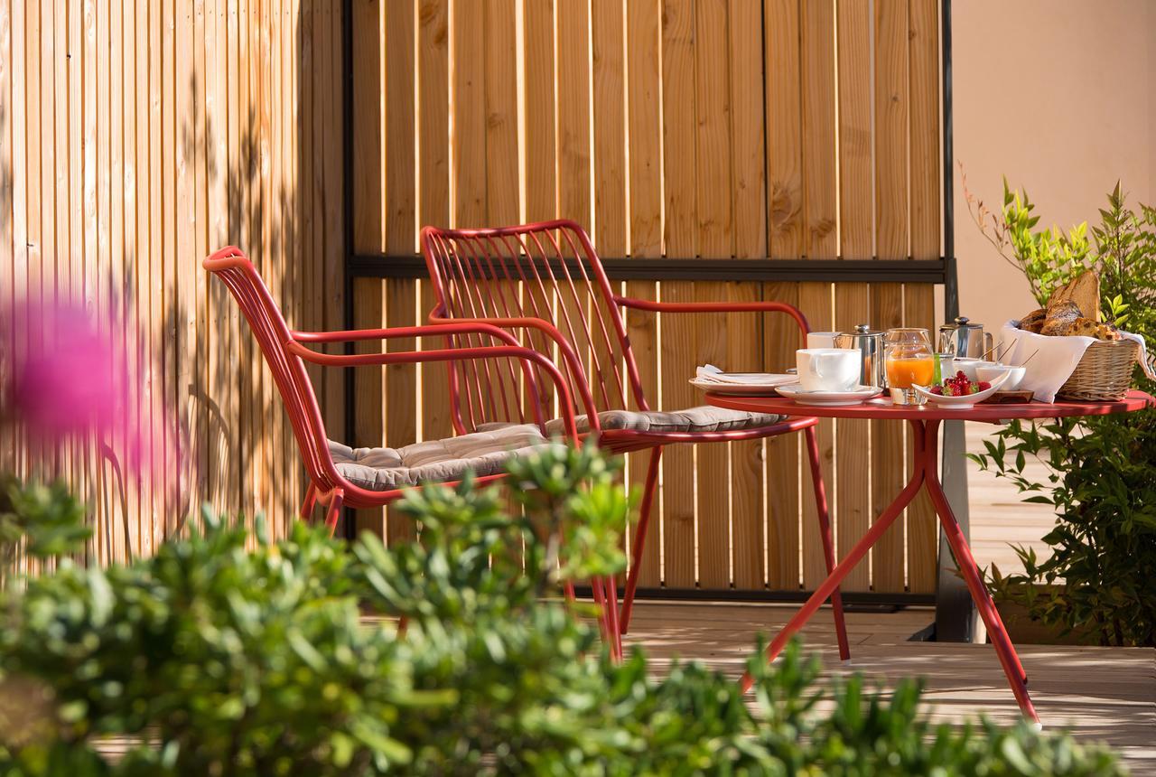 Maison D'Hotes Le Pre Gourmand - Adults Only Eyragues Buitenkant foto